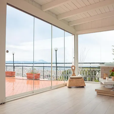 아파트 Terrazza Paradiso Luxury Rooftop 나폴리